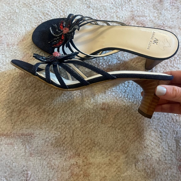 NWOT, ANNE KLEIN sequin & beaded denim slides w/ kitten heel, dress up or down - Picture 3 of 4